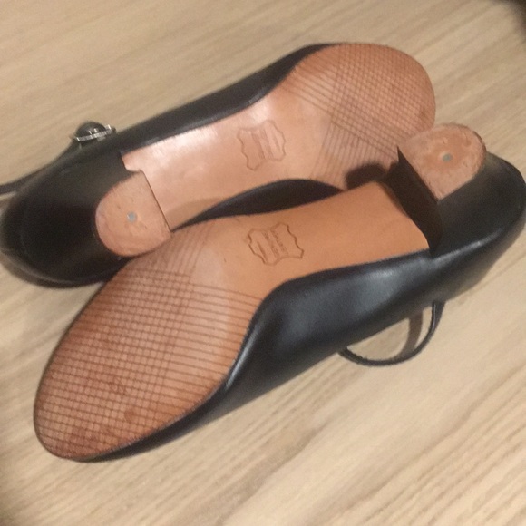 SOLD 🎈 Capezio dance shoes size 7N - Picture 5 of 8